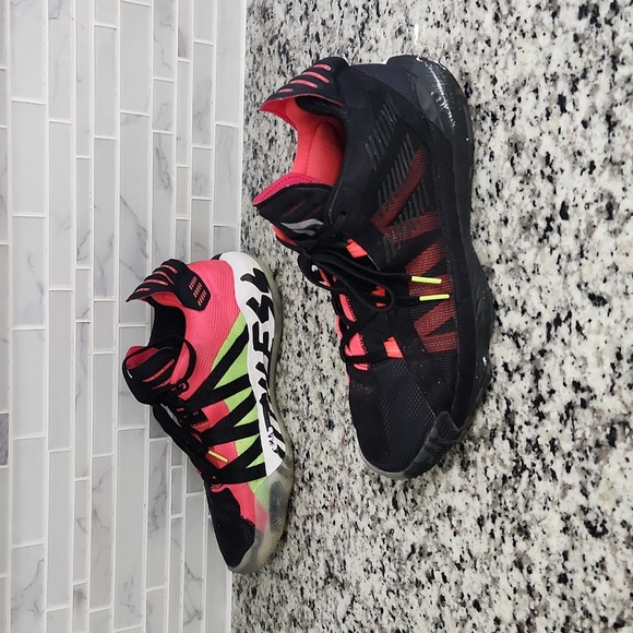 Black & Pink Adidas Dame 6 GCA Ruthless Basketball Shoes sz 10 Lillard sneakers - Picture 5 of 6